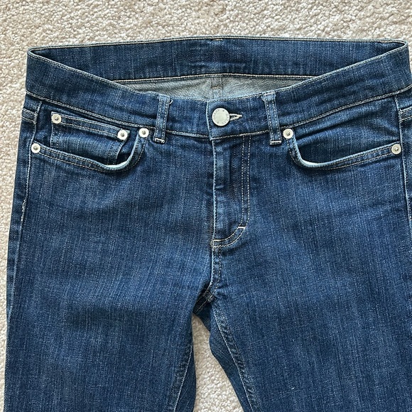 BALLY blue jeans. No stretch. Great fitting. Sz 27 - Picture 3 of 8